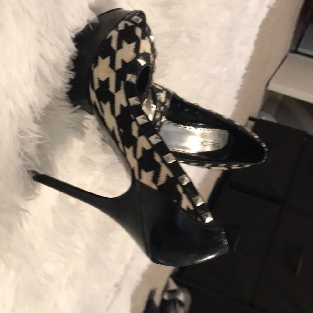 Bebe studded platform houndstooth stilettos
